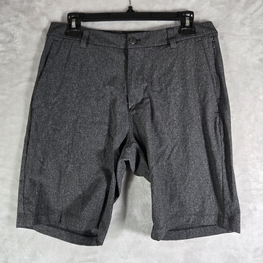 Lululemon Shorts Men Size 30 Woven Air Commission 9” Grey Breathable Lightweight